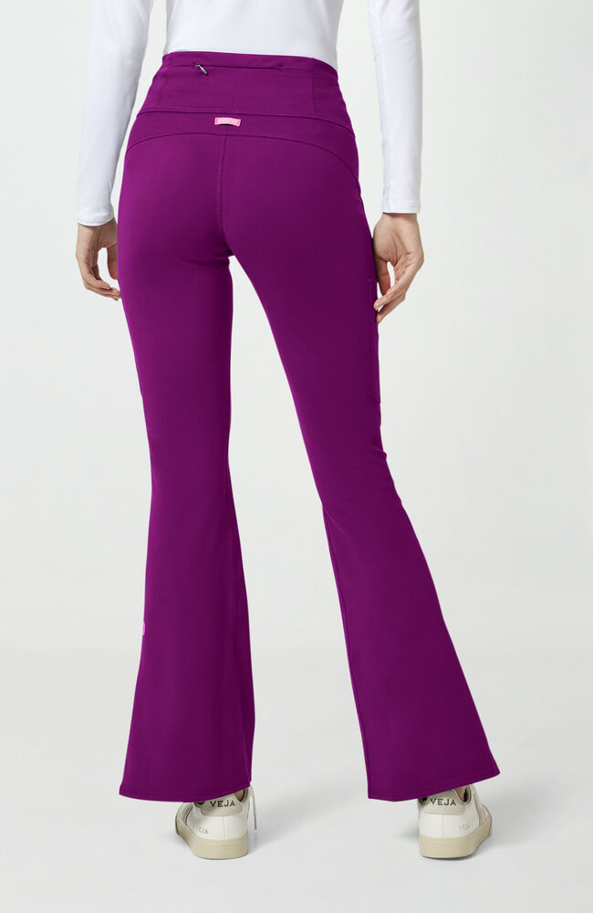 ::Plum Royale
