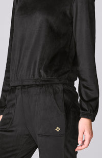 ::Black